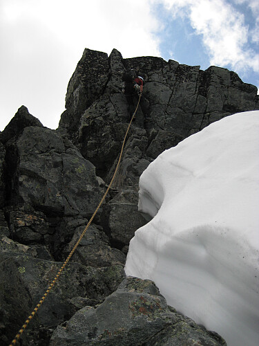 Tausikring oppover her med Sverre i front
