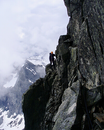 Hjørnet. Sverre har gått Galleriene og sikrer oss