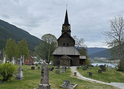 Kaupanger stavkyrkje fra 1100-tallet