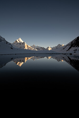 Ama Dablam sees fra Lobuche Base Camp