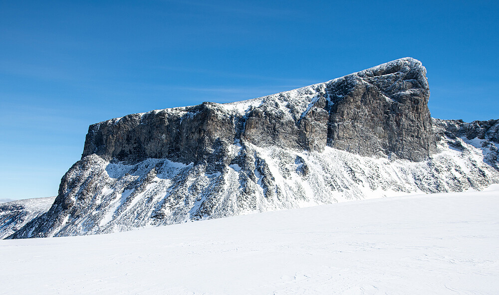 Veslpiggen sett fra sørvest