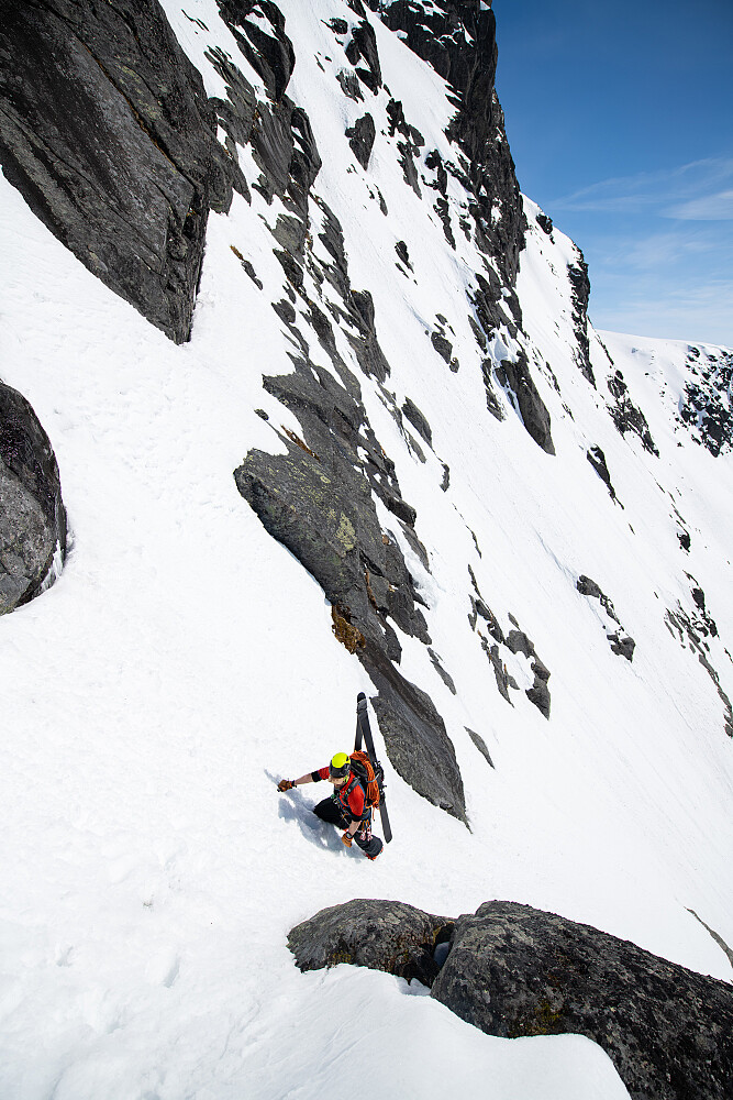 Ved det bratteste partiet opp sørvestflanken