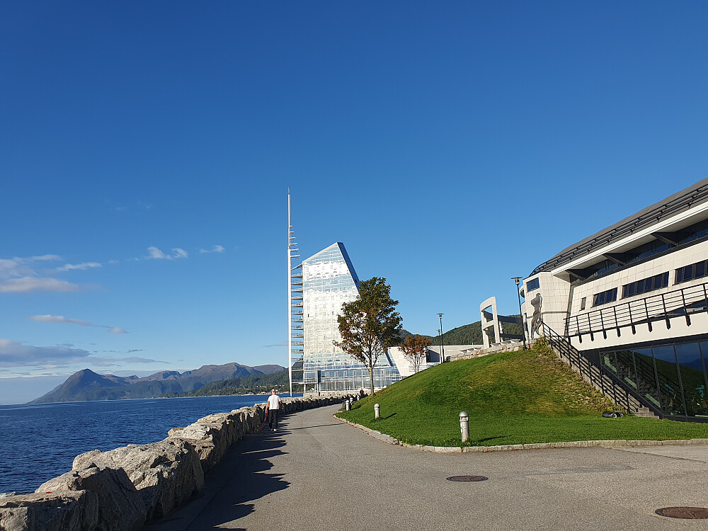 Hotell Seilet og Aker Stadion 