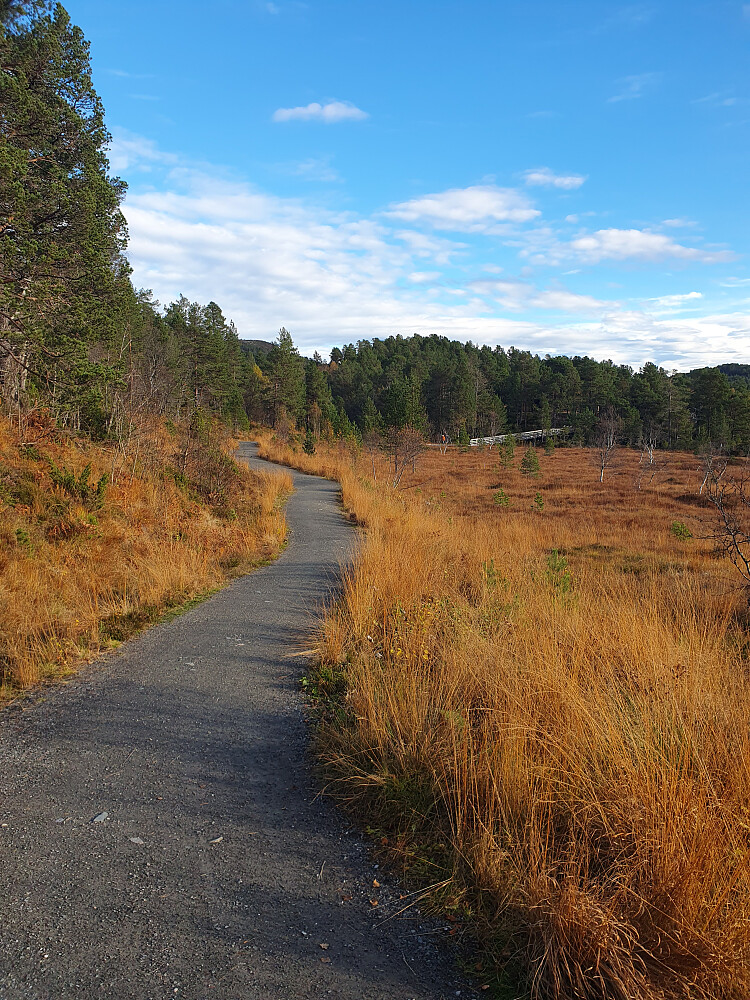 Rundt Øverlandsvatnet