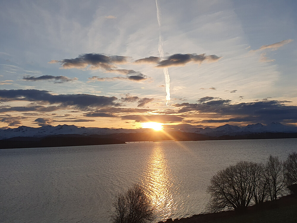 Solnedgang v/Fannefjorden 