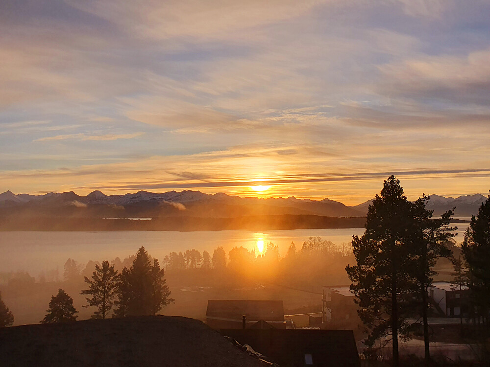 Utsikt fra øverst i Elgsåslia 
