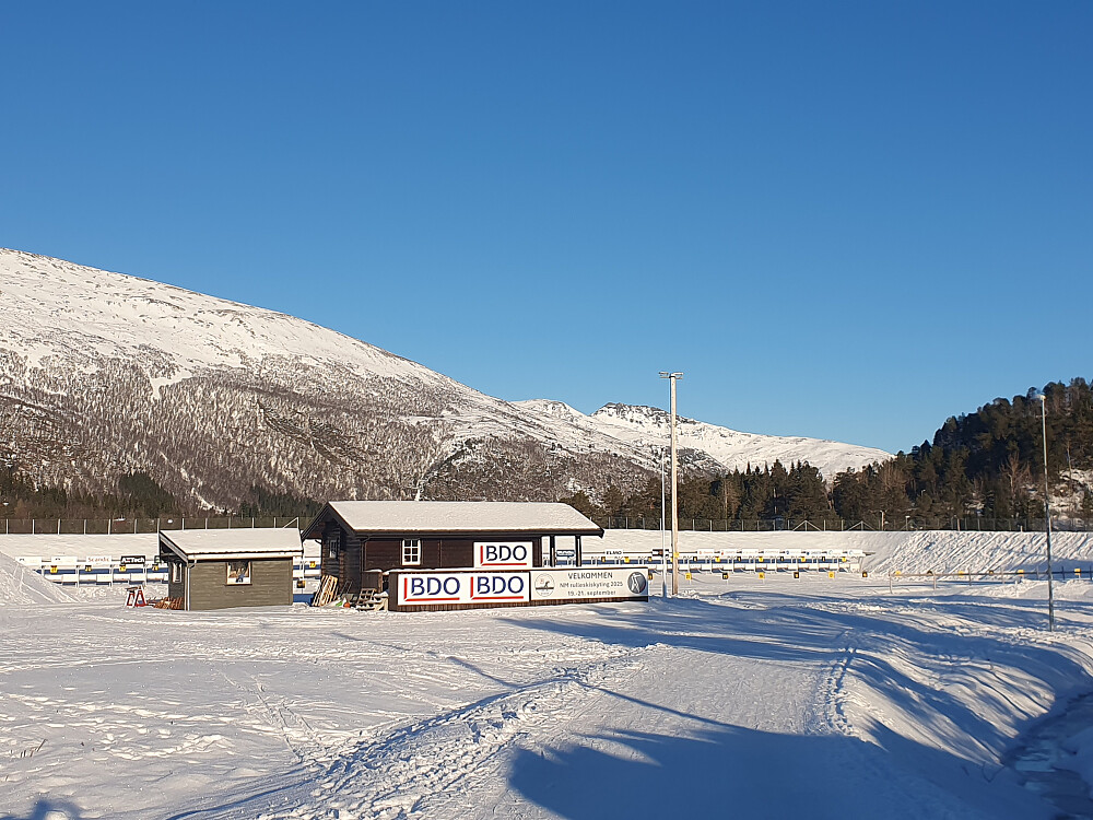 Start ved Skiskytterarenen