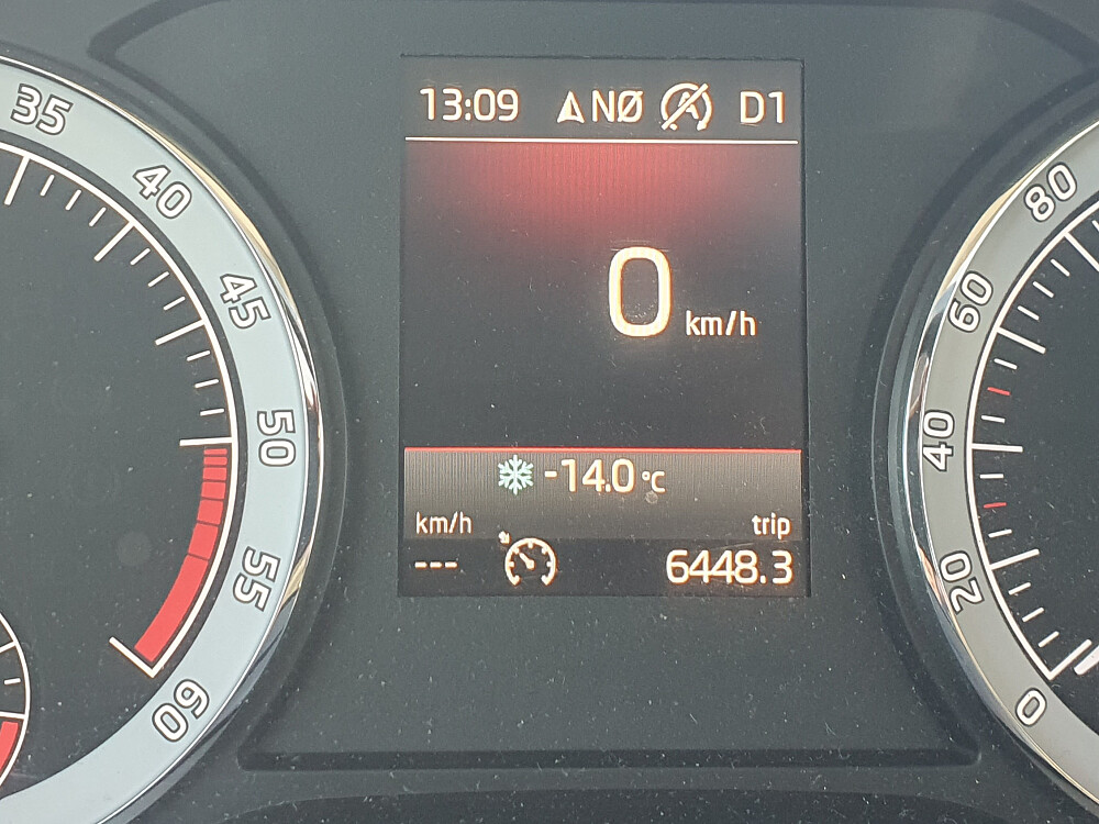 Minus 14 på parkeringen på Skaret