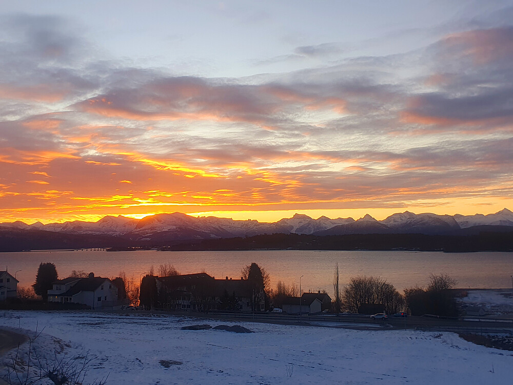 Morgengry i Molde 