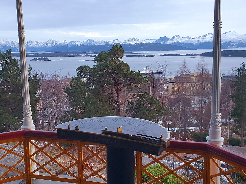 Svipp opp på Rekneshaugen etterpå 