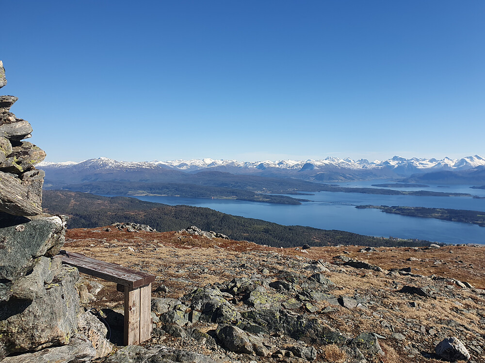 På Tusten 