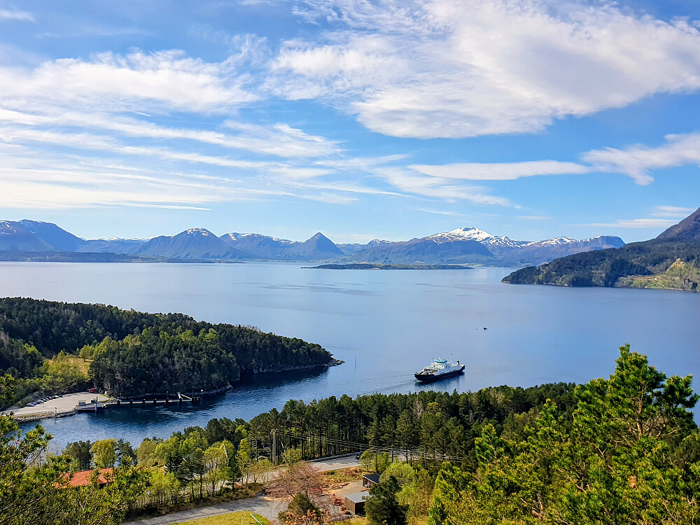 Ned mot Mordalsvågen 