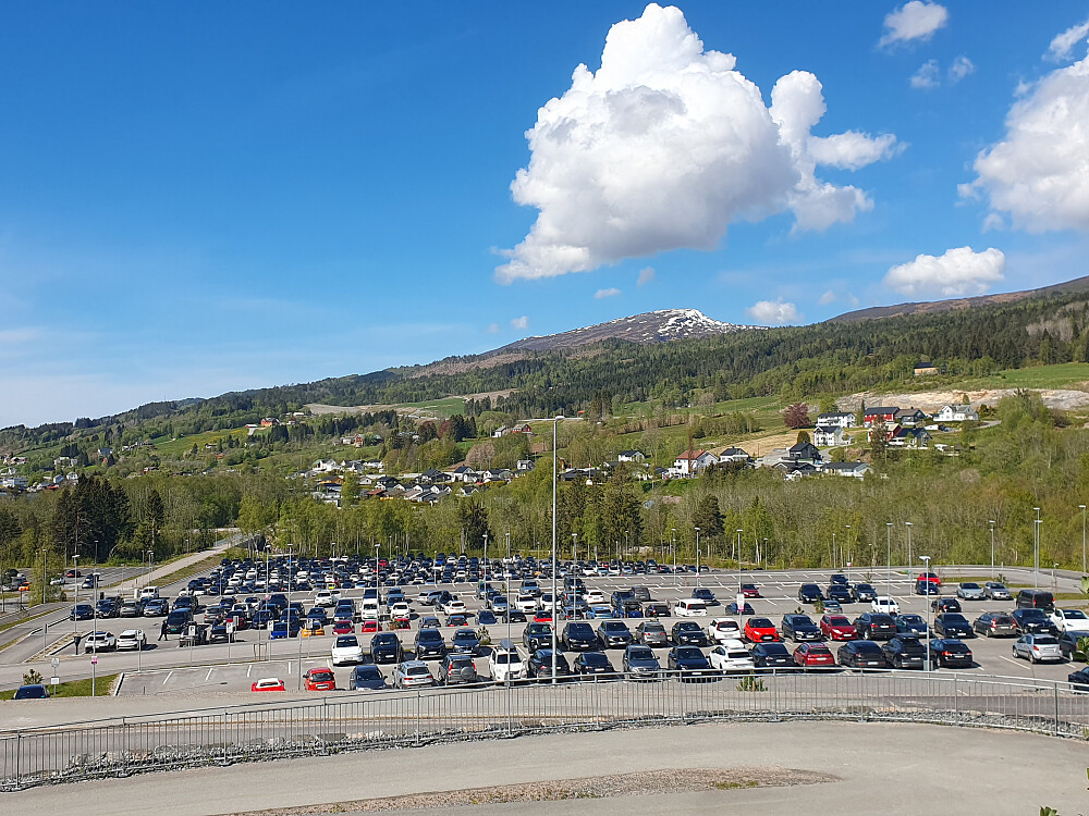 Mot Lønsetfjellet 