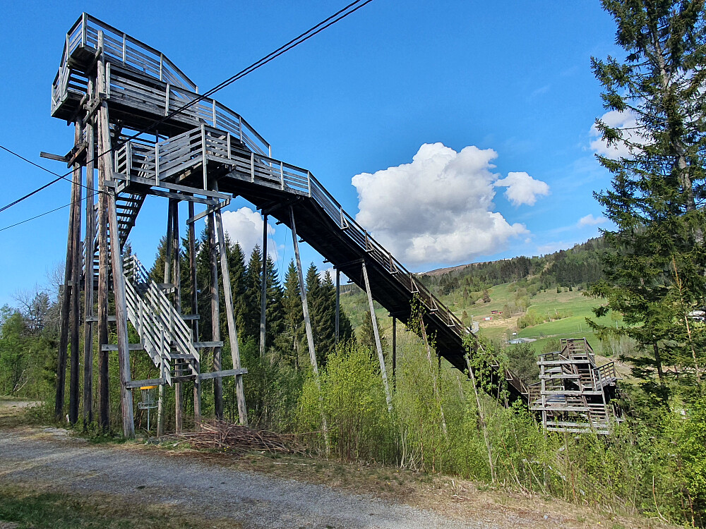 Skjevikåsbakken 