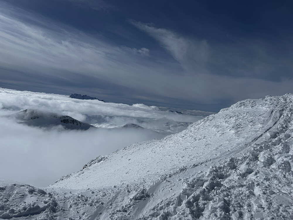 Hurrungane over tåkehavet