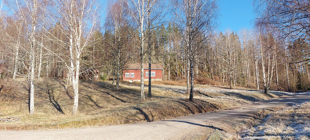 Gården Sanna i krysset Grubbedalsvegen