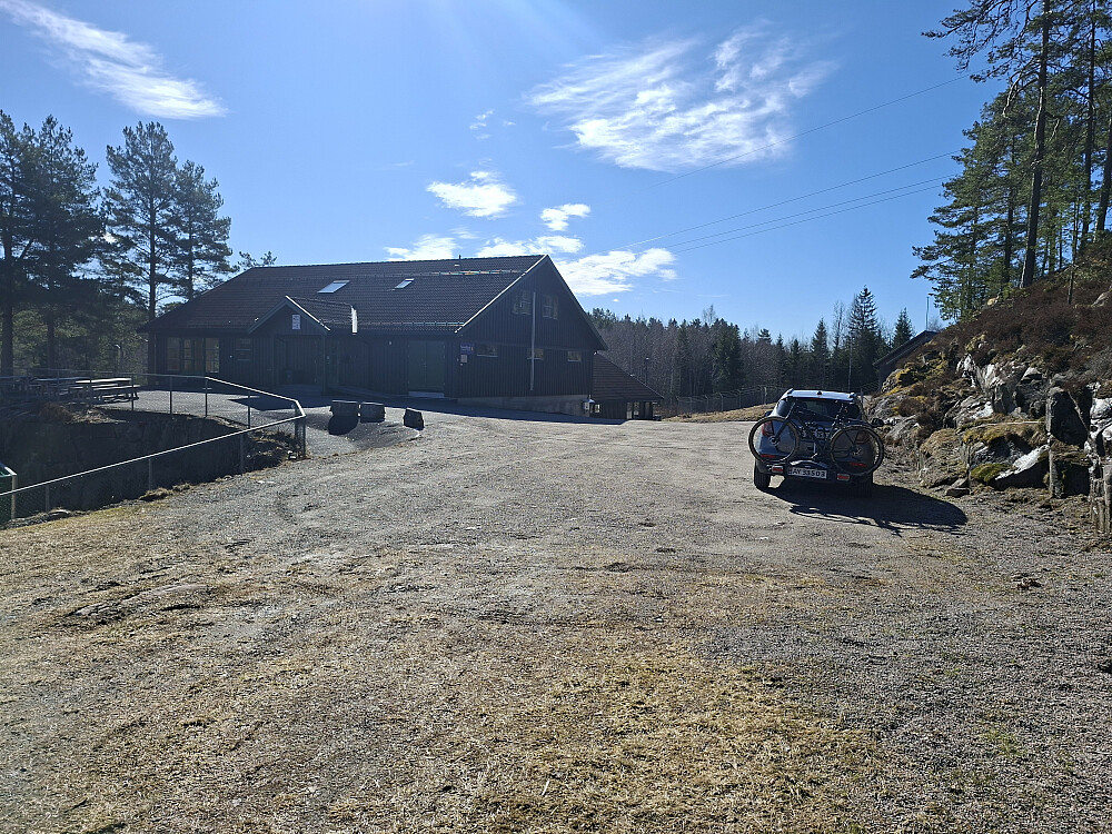 Parkering ved klubbhuset