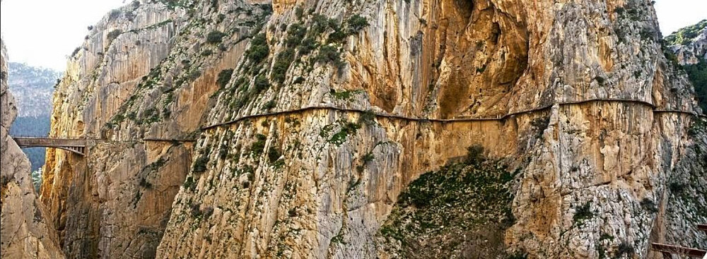 ©https://www.malagaweb.com/andalucia/natural-parks/desfiladero-gaitanes/caminito-del-rey.php