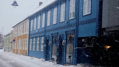 Ny kafe i den blå gården. 