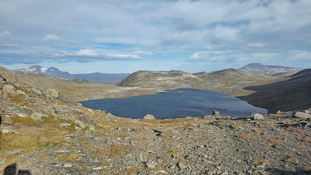 Fossådalsvatnet fra Riarskaret.