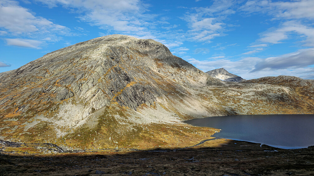Salen med Nedre Salsvatn.