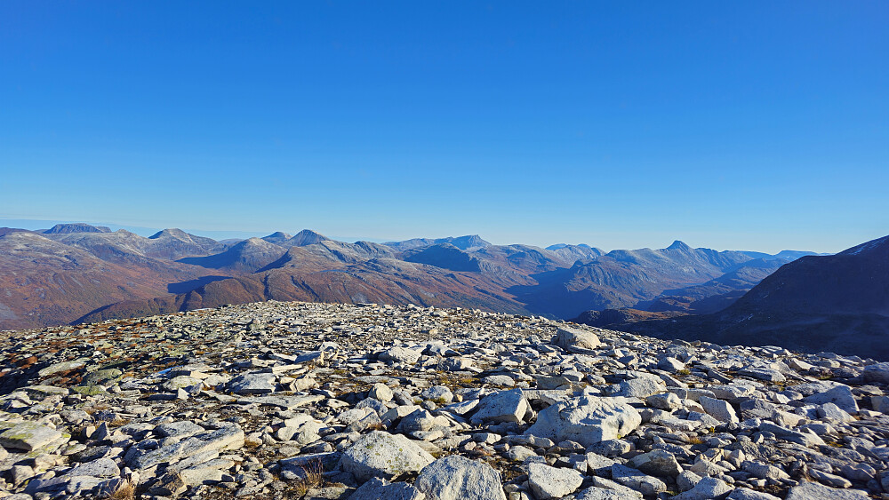 Kjente fjell i nordøst.