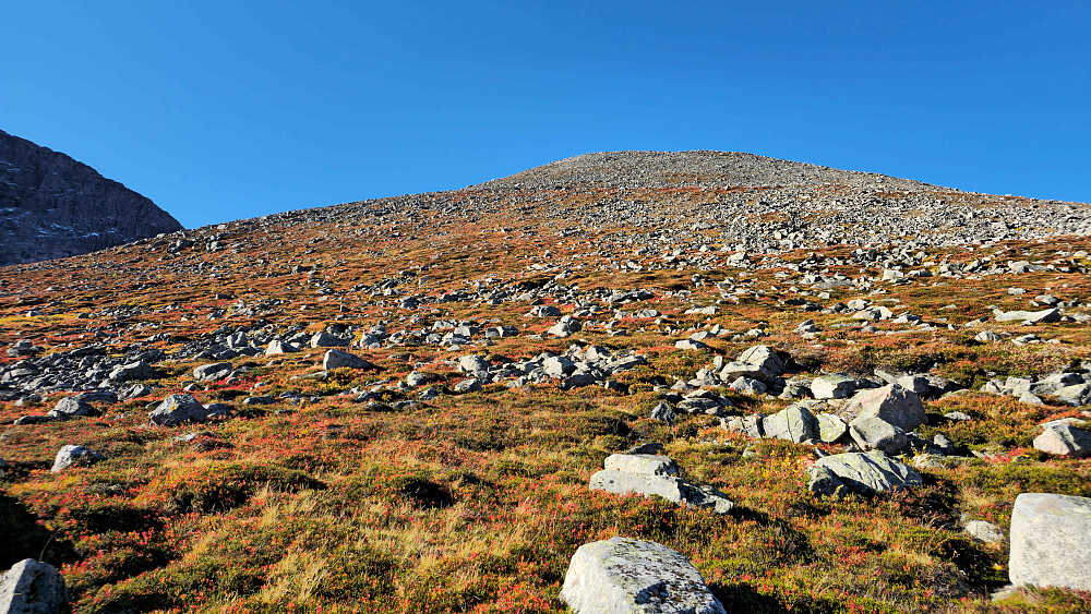 Gikk ikke mye fortere ned enn opp. Mye løsmasse.