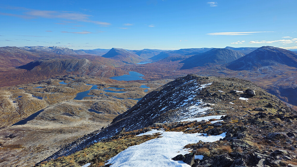 Storlidalen der nede.