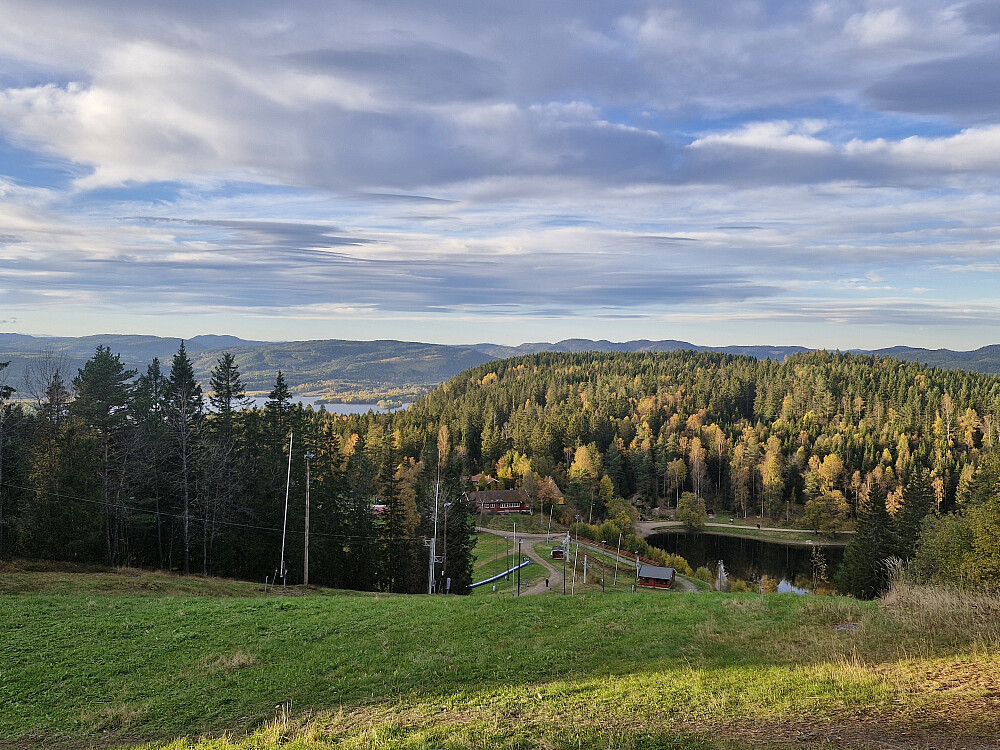 Trollvann og deler av Maridalen sett fra Grefsenåsen øst