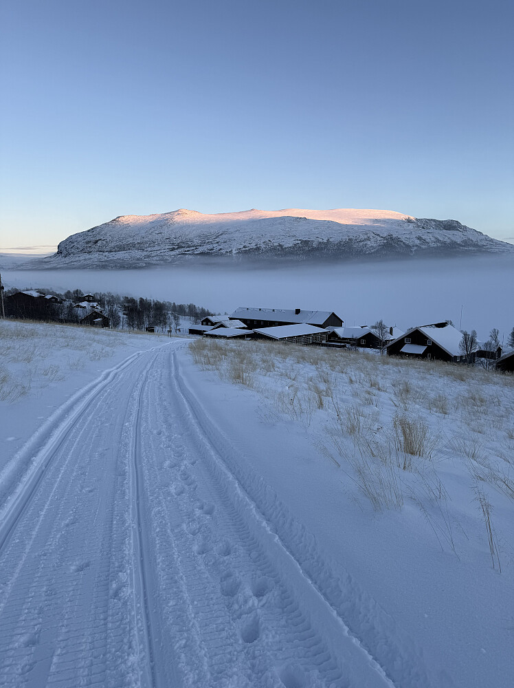 På vei opp fra Bessheim.