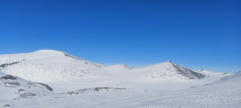 Glittertind, Glitterrundhøe og Ryggjehøe.
