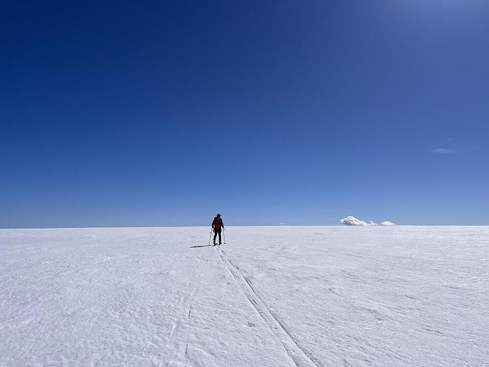 På veg mot toppunktet, like før skydottane og brehorisonten delte seg.