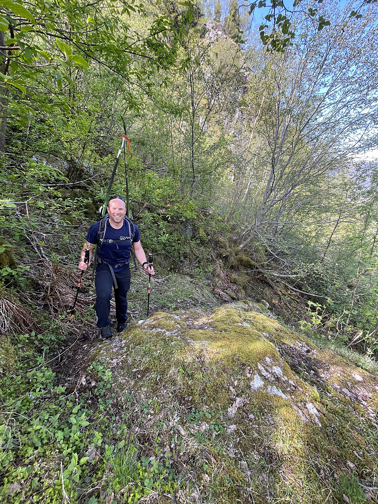 Oppover kneikene langs Bispevegen.