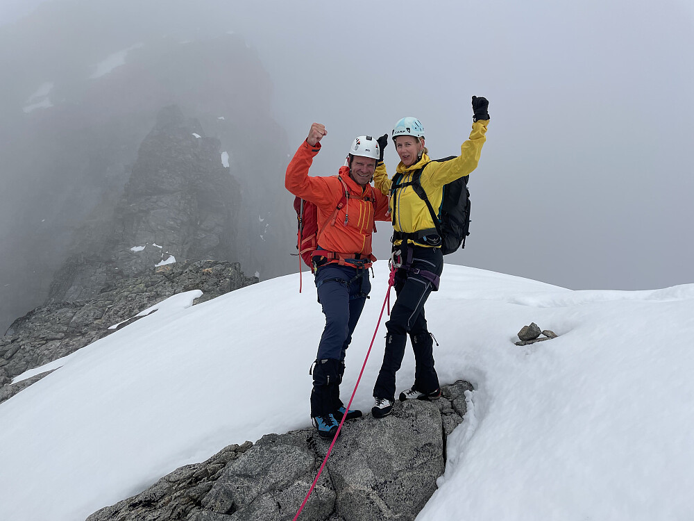 Geir og Nina på Sør for Sentraltinden.