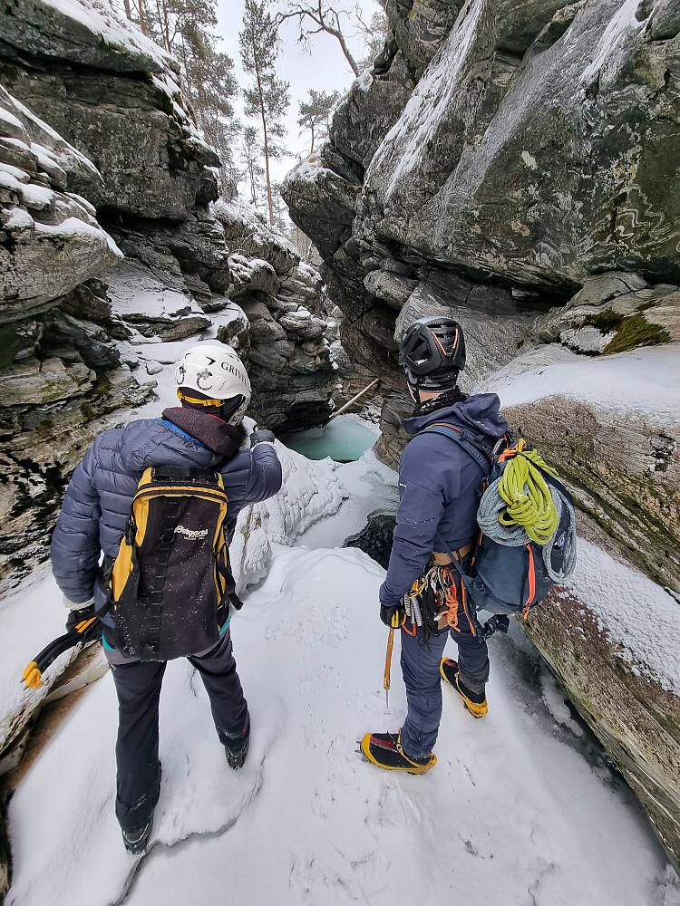 Titter tilbake på der jeg stod i stad.