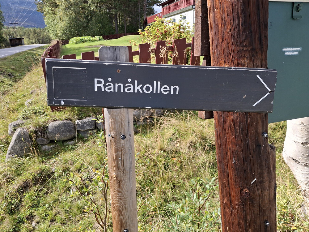 Tilbake ved parkeringa