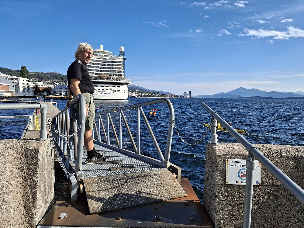 Per Ole og cruisebåten AIDA