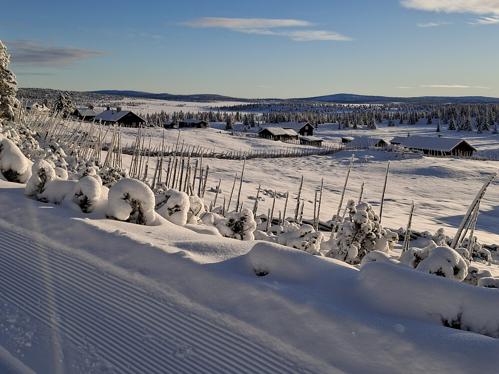 Ved Nysetra, Snørvillen bakerst