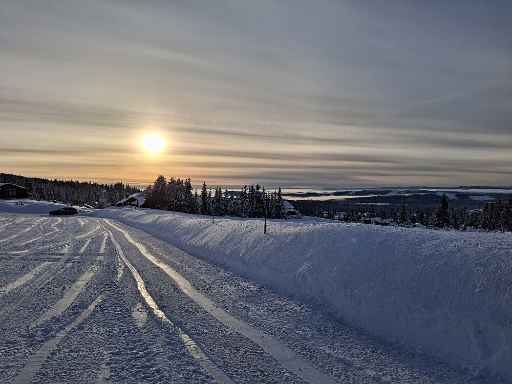 På parkeringa ved turstart