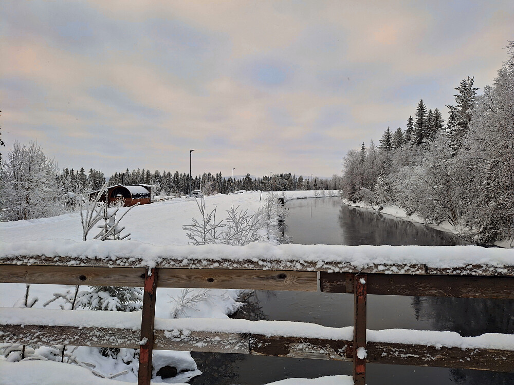 På brua over Kanalen