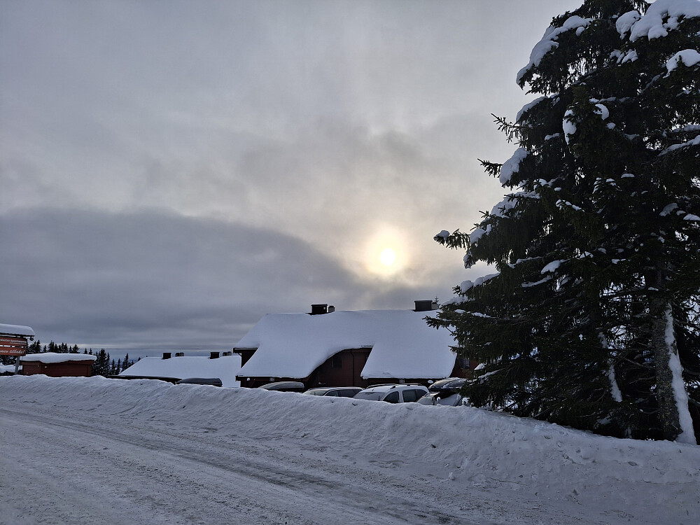 Fra Nordsetervegen, venter på Marit og Helge