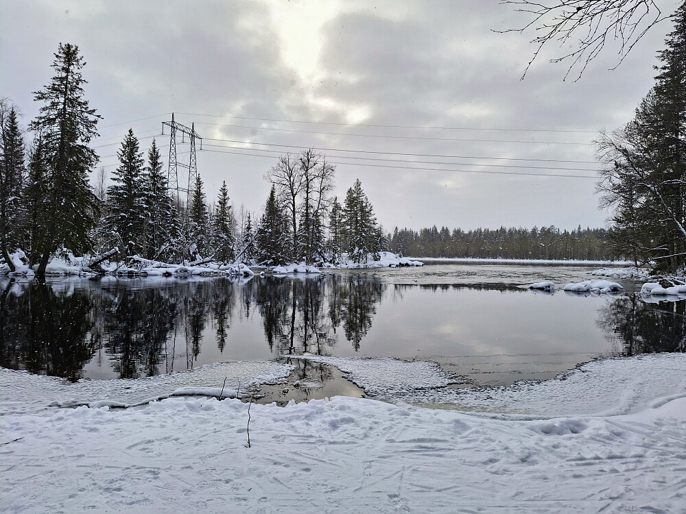 Mesnaelva ved Birkebeinerløypa