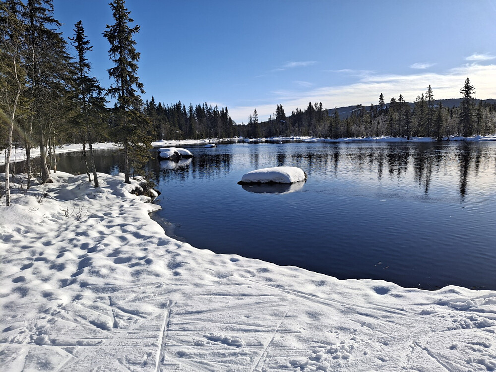 Mesnaelva ved Bottilflø