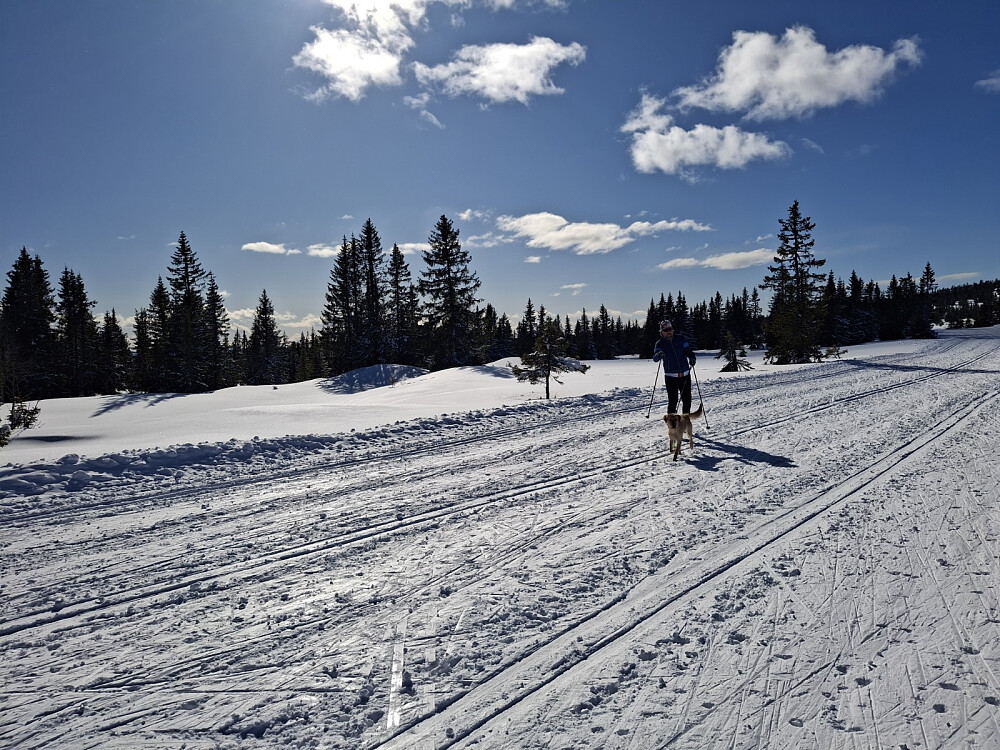 Pål og Lucy ved Fjellmyra