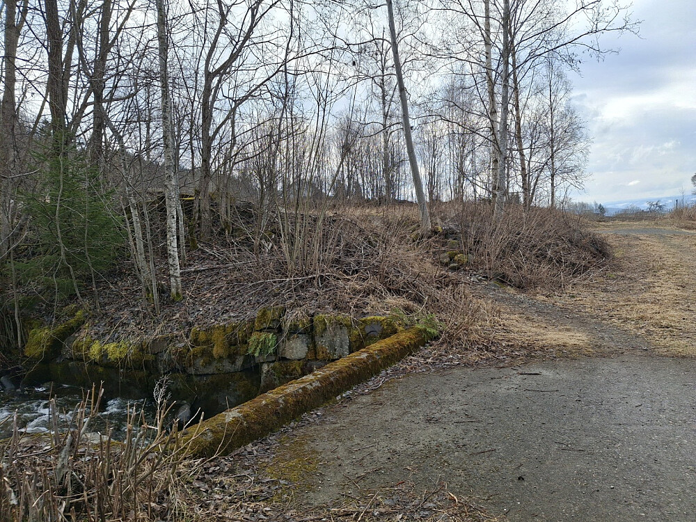 På brua over Skurva
