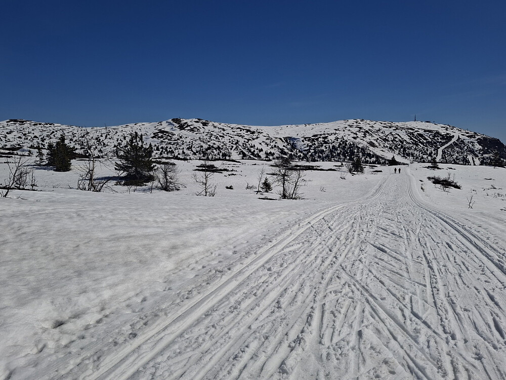 På Peer Gyntvegen, mot Skeikampen