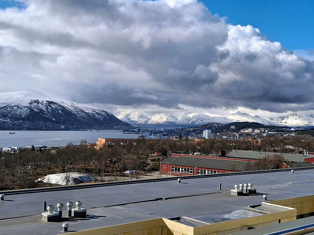 Nydelig morgen i Tromsø. Fra Randis leilighet