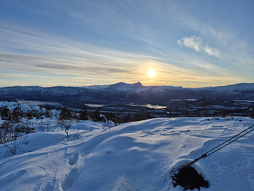 Nydeleg sol på Fløgjen