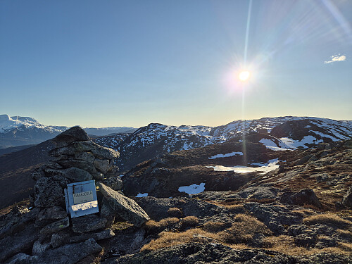 Solskinn. Kan ein be om meir på ein slik kveld???