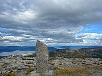 XLwang_20250828_68b0be497c05c.jpg